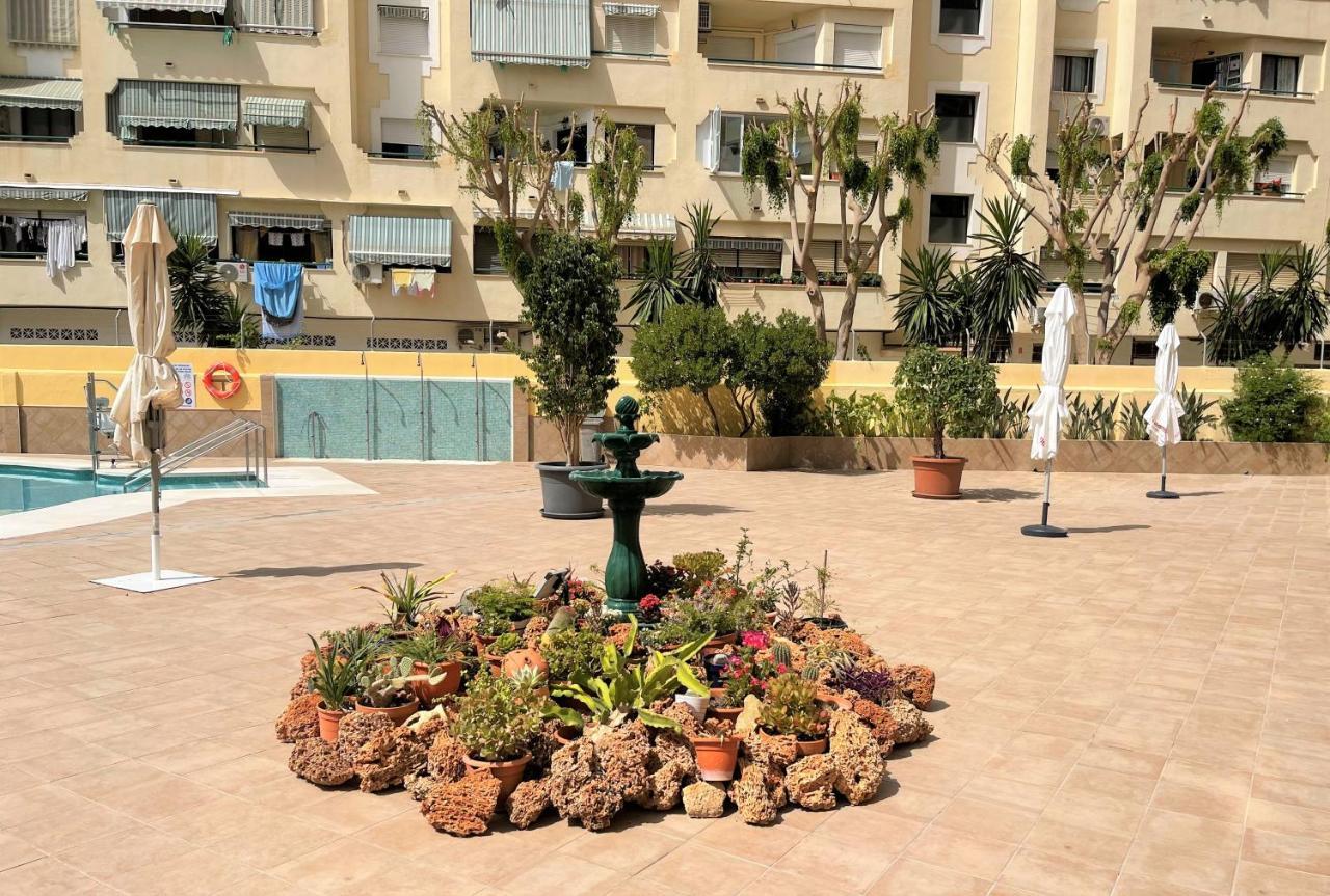 Ver93 - Redstudio Torremolinos Extérieur photo